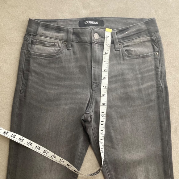 Express (NWOT) Mid Rise Cropped Legging / Size 8 - Picture 5 of 8